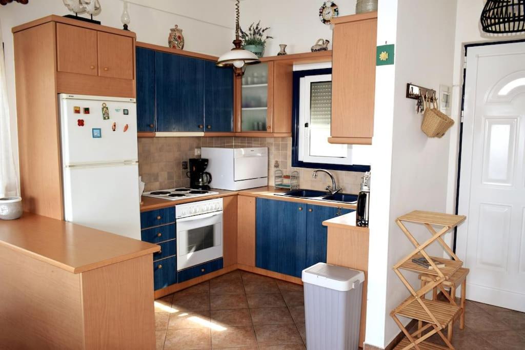 Ocean Vista Retreat Villa Skala Polichnitou Екстериор снимка